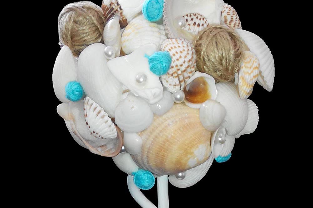 Декоративное дерево, ракушки морские